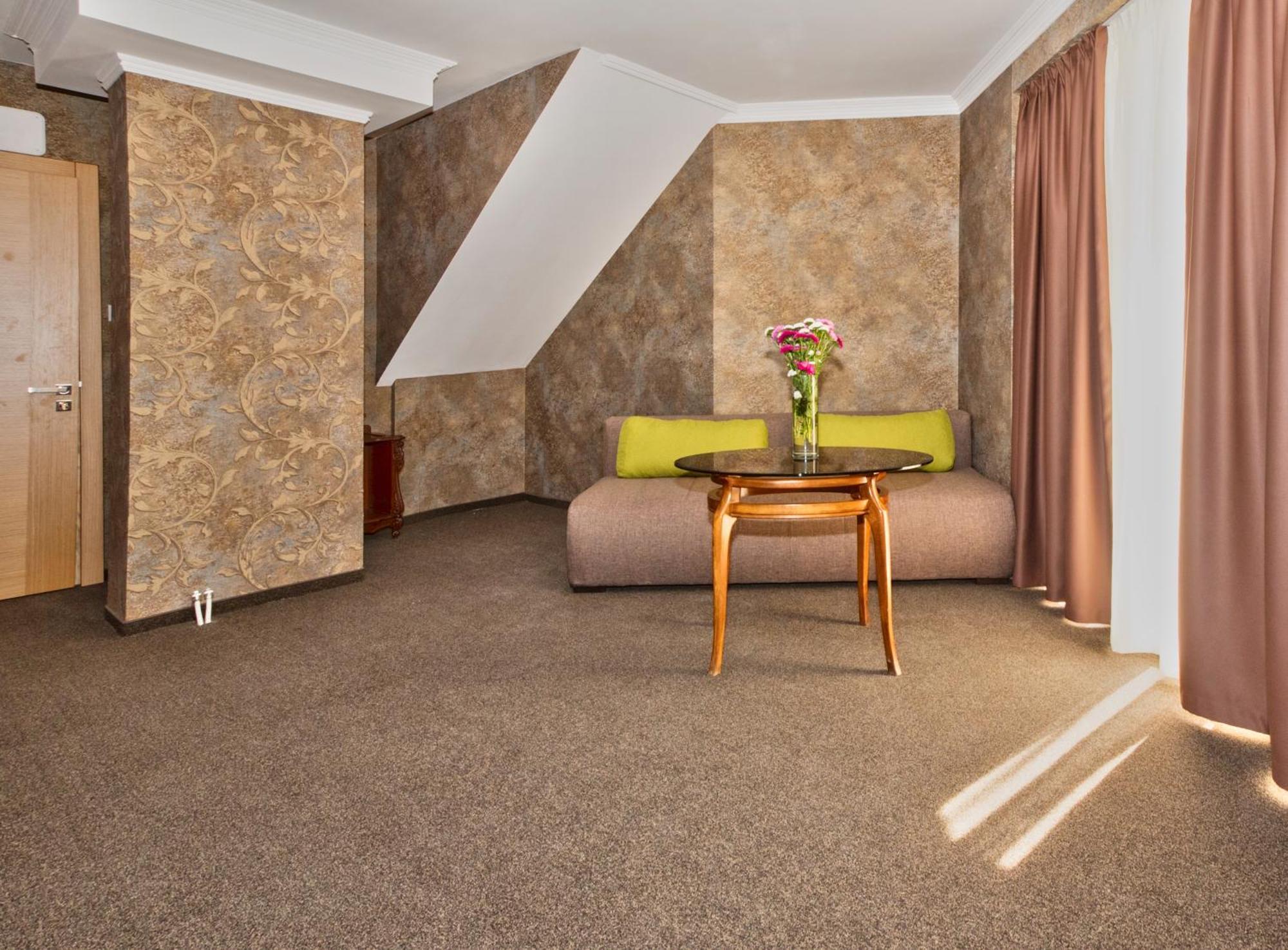 Hotel Perfect Varna Exterior photo