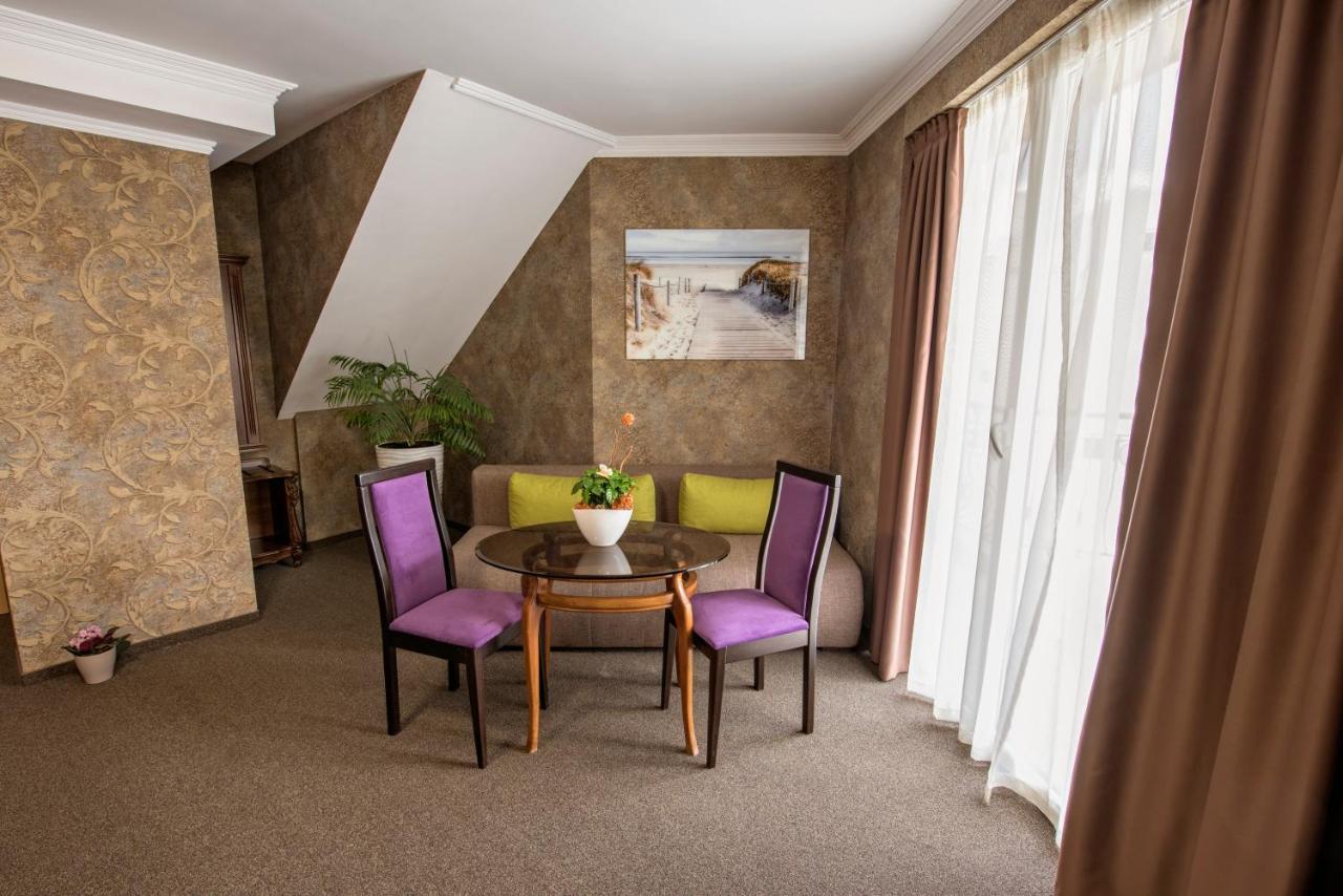 Hotel Perfect Varna Exterior photo
