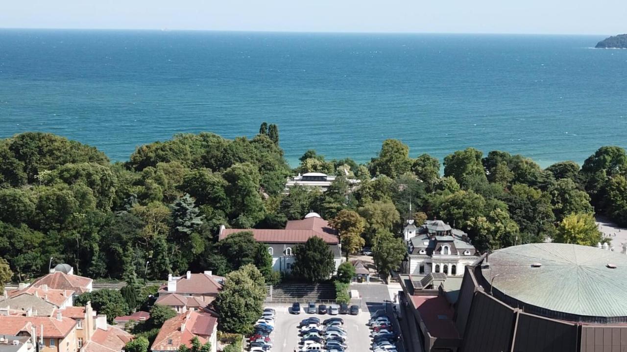 Hotel Perfect Varna Exterior photo